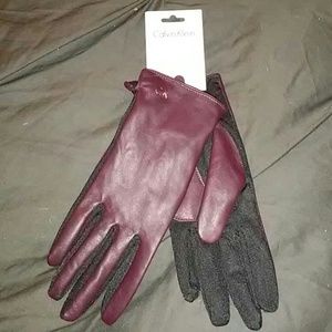 Womens, Calvin Klein gloves.